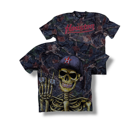 Dark camo skeleton